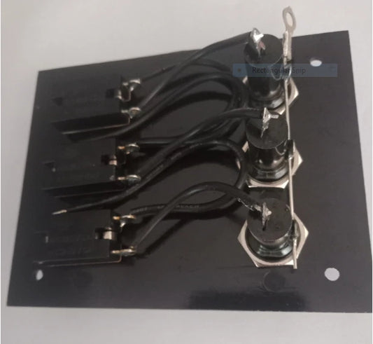 3 Gang Fused Marine Switch Panel with Splash Proof Boots for Boats 12/24 Volt