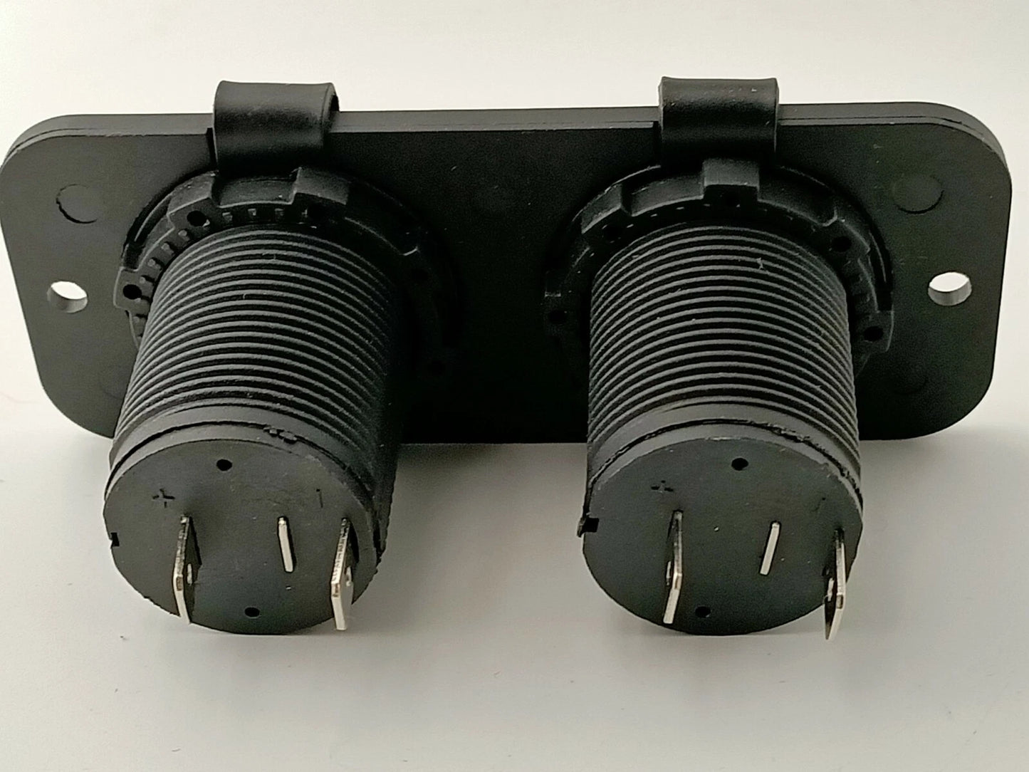 Flush Mount Dual Power Socket 12/24V 20A for Boat/Car/Caravan/4WD Black